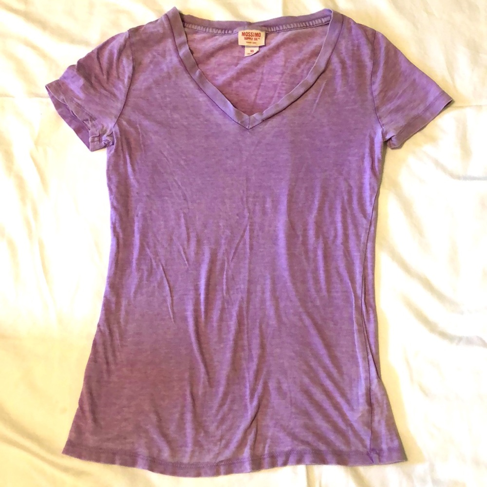 Mossimo v-neck tee